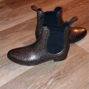 Sparkly Black Chelsea Boots
